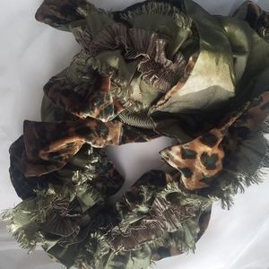 Wonderfully Multi-textured, Festive Scarf